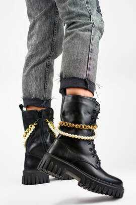 Czarne workery damskie z odpinaną ozdobą